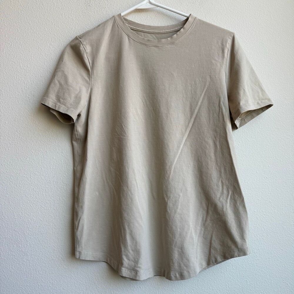 Lululemon Love Tee Crewneck Tan Beige Short Sleeve Pima Cotton Size 4 / 6